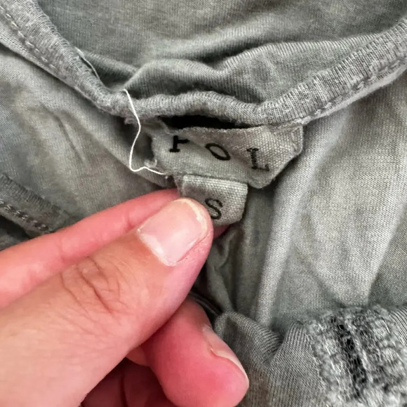 POL‎ Acid Wash High Low Smocked Waist Tunic Tank with Lace - Picture 6 of 6